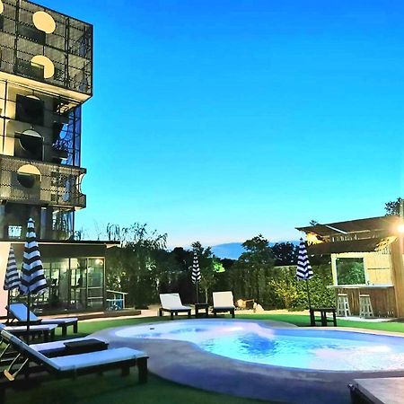 Hotel Fuse Районг Екстер'єр фото